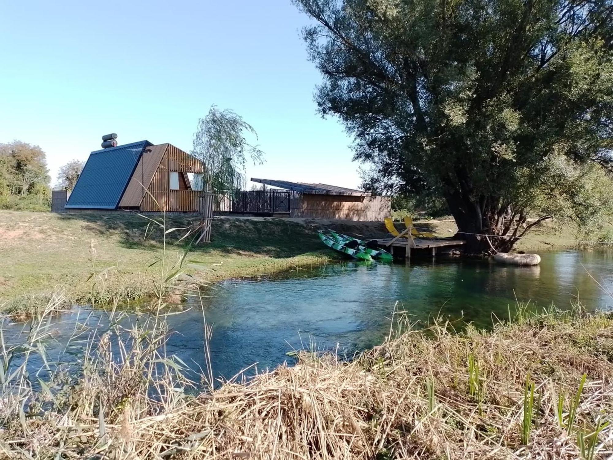 Glamping House Two Rivers Ljubuški 外观 照片