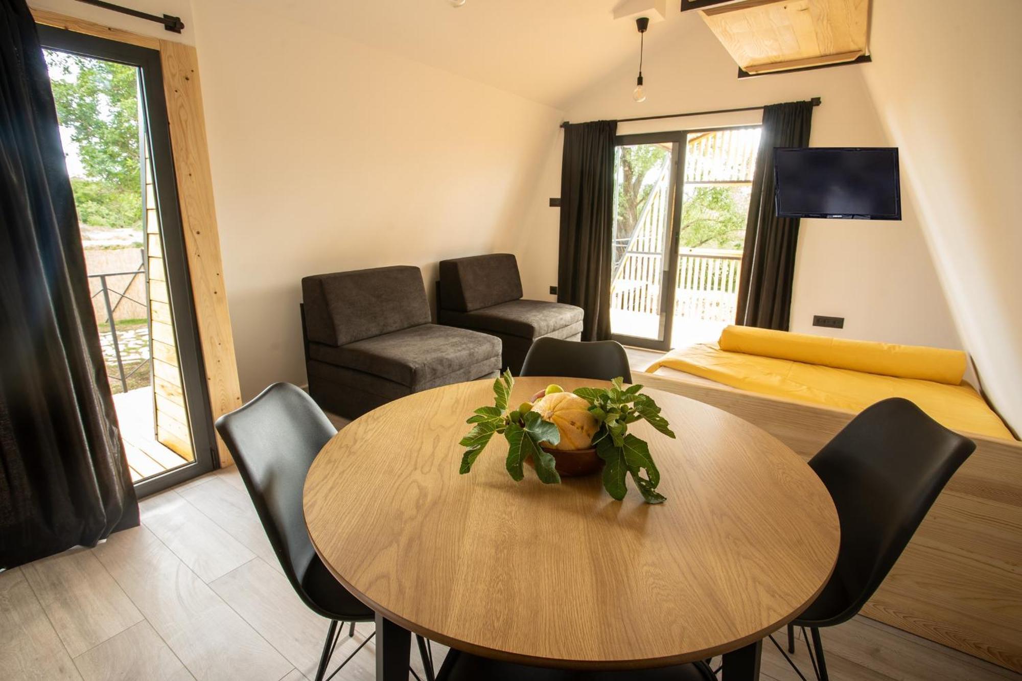 Glamping House Two Rivers Ljubuški 外观 照片
